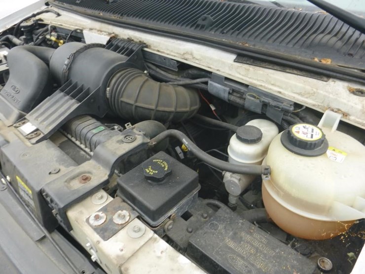 2003-ford-econoline-350-image-11