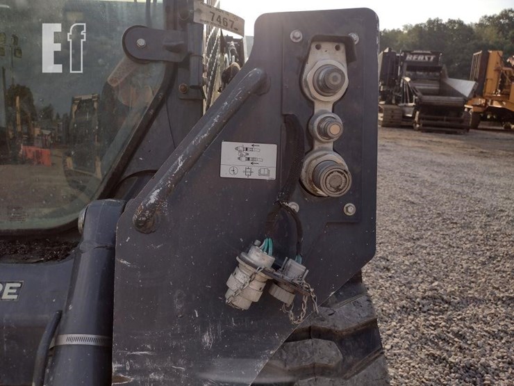 2019-deere-324g-image-20