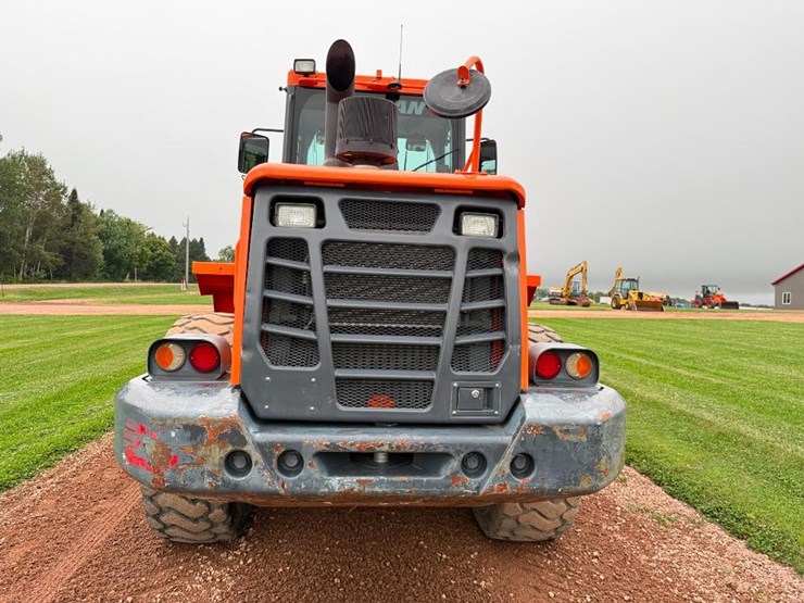 2017-doosan-dl250-5-image-20
