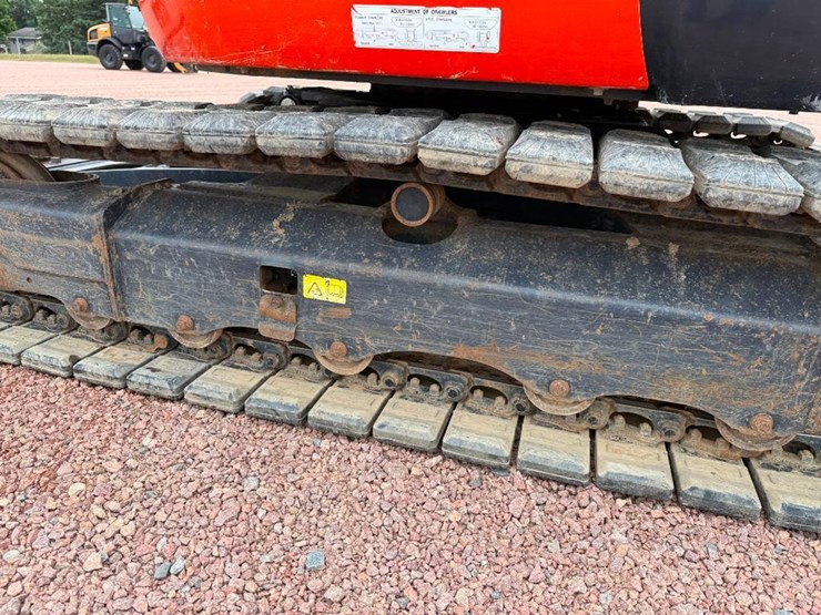 kubota-u55-4-image-9