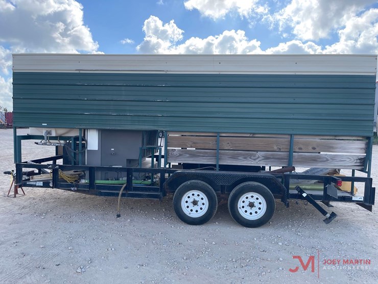 2013-top-hatt/a-cooling-trailer-image-6