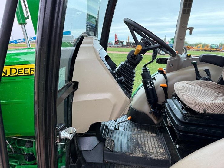 john-deere-5075e-image-49