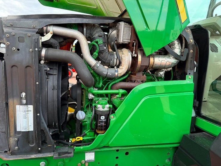 john-deere-6105m-image-30