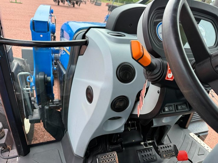 new-holland-t4.110-image-59