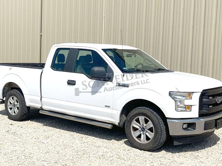 2017-ford-f150-image-1