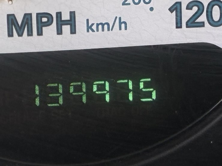 2005-dodge-grand-caravan-image-17
