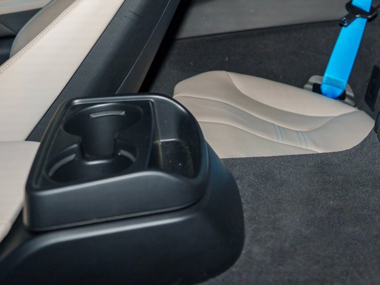 #1064-•-2015-bmw-i-8-image-69