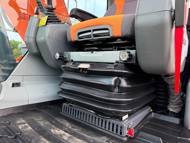 2016-doosan-dx225-lc-5-image-47