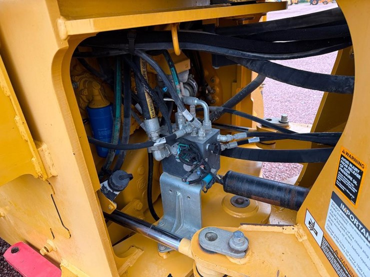 deere-624k-image-39