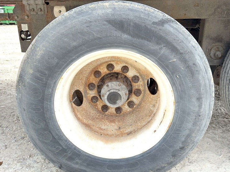 2008-utility-van-image-18
