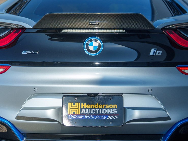 #1064-•-2015-bmw-i-8-image-29