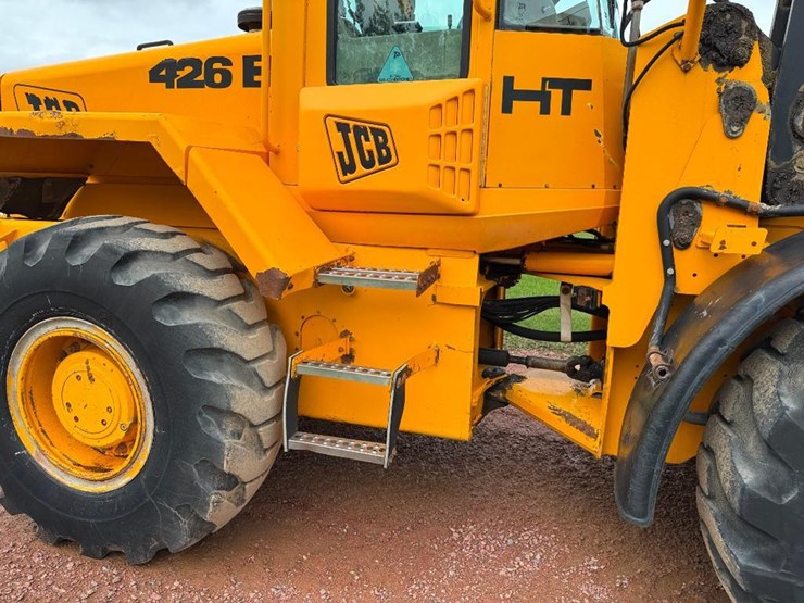 jcb-426b-image-11