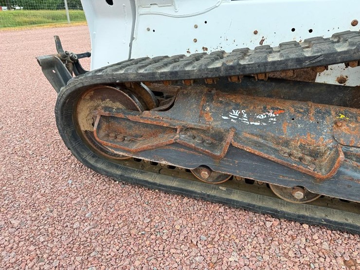 bobcat-t595-image-11