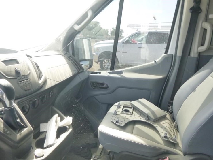 2018-ford-transit-image-11