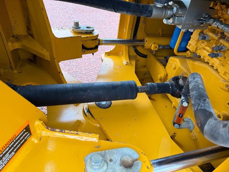 2019-deere-544l-image-43