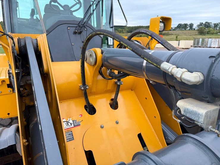 deere-544k-image-39