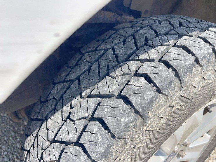 2017-ford-f150-image-45