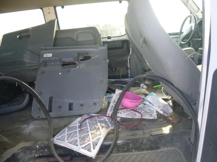 2008-ford-e350-image-20