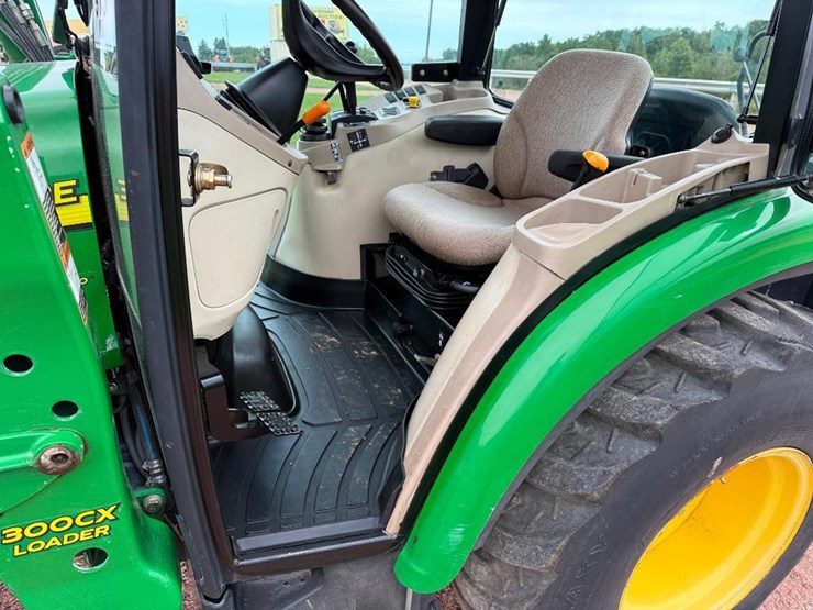 2006-john-deere-300cx-image-37