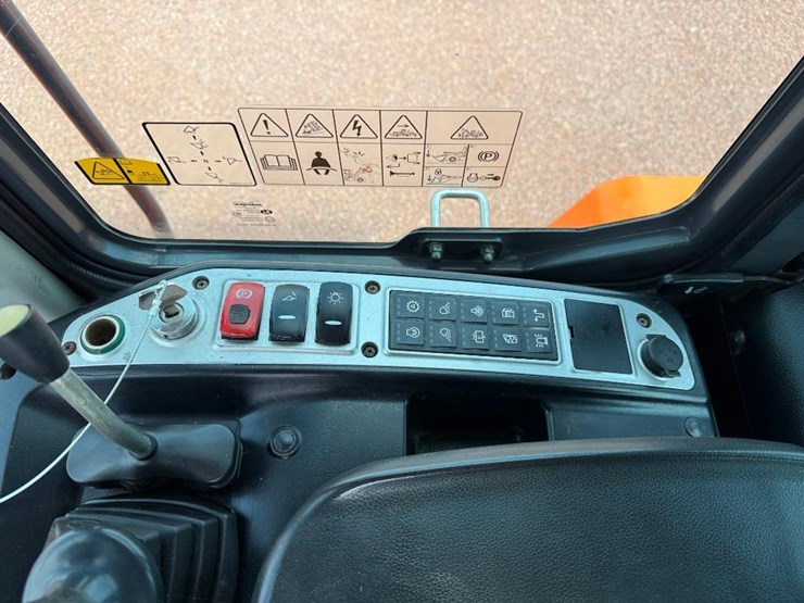 doosan-dl220-5-image-58