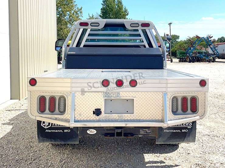2021-ford-f350-image-7