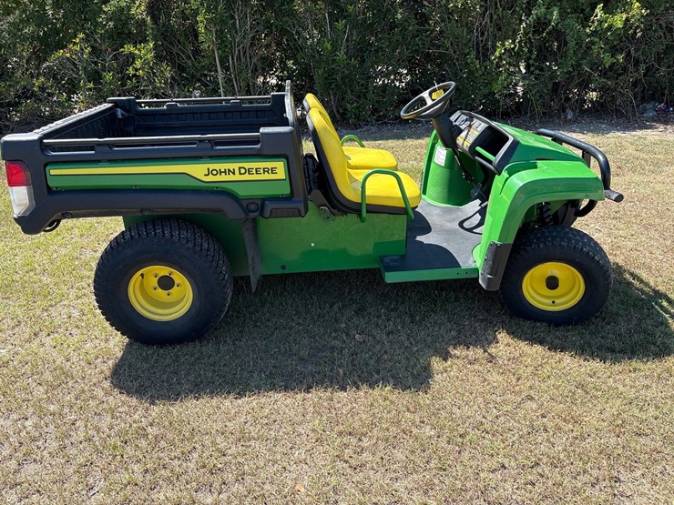 john-deere-gator-image-6
