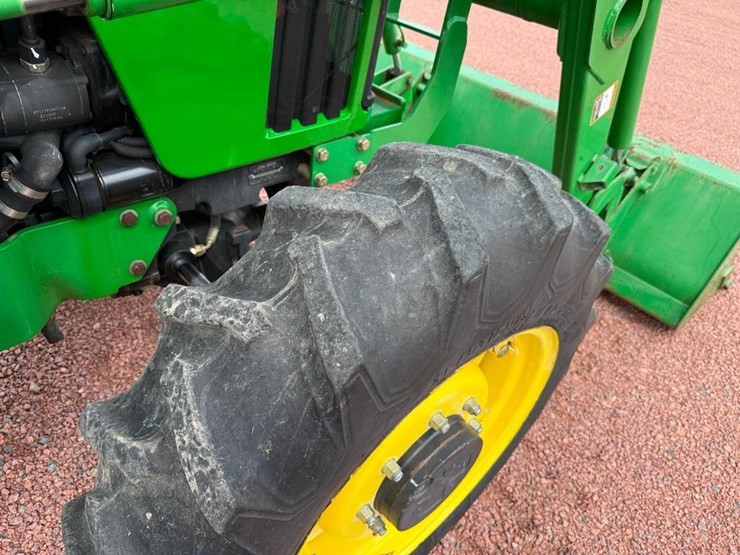 john-deere-5320-image-10