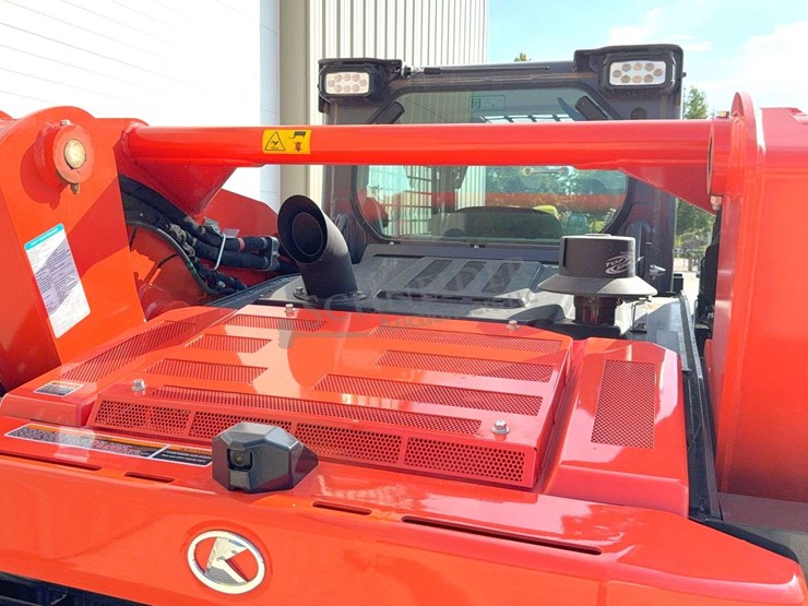 2026-kubota-svl97-3-image-19