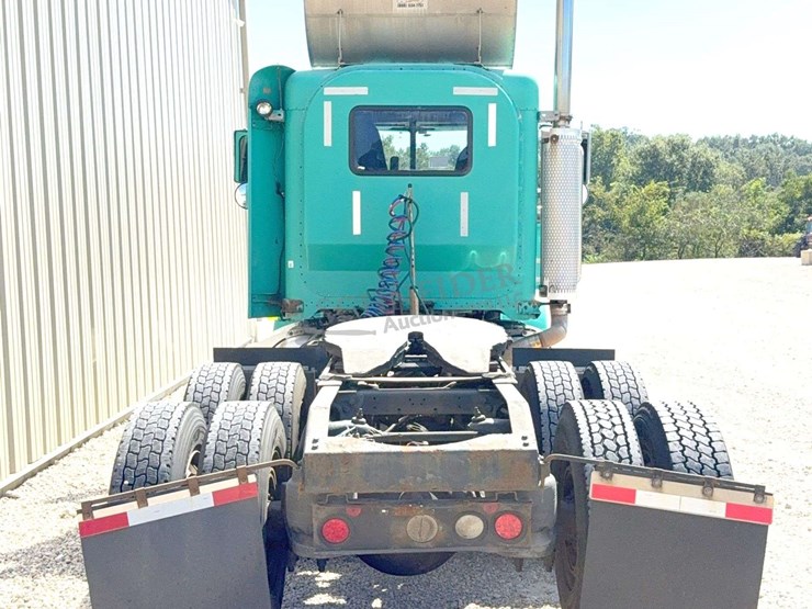 2003-peterbilt-378-image-7