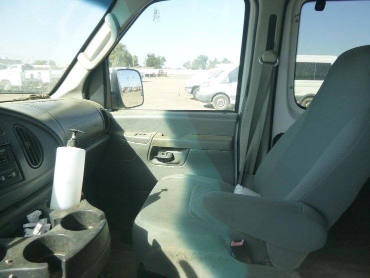 2008-ford-e350-image-10