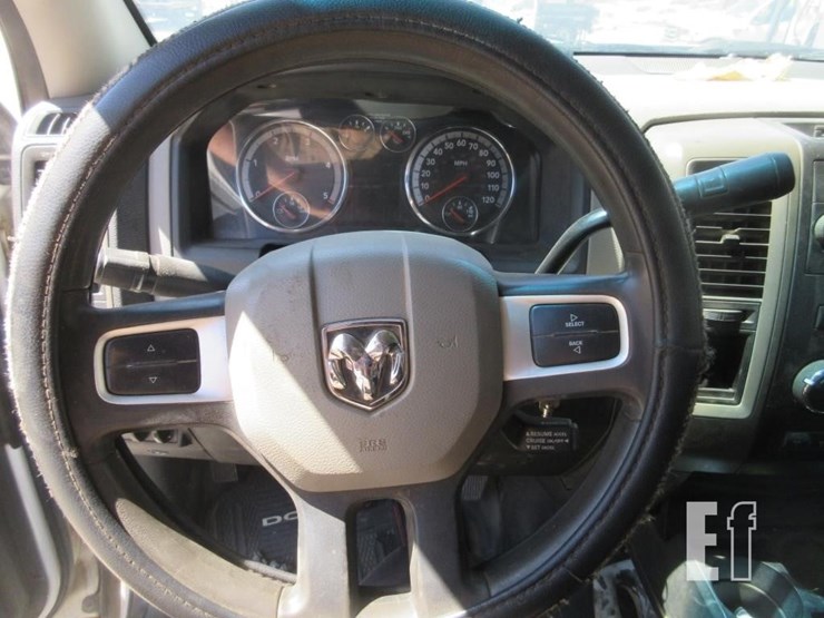 2011-dodge-ram-5500hd-image-8