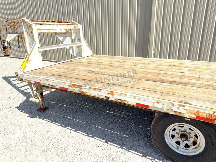 2003-load-trail-20'-gooseneck-flatbed-trailer-image-36