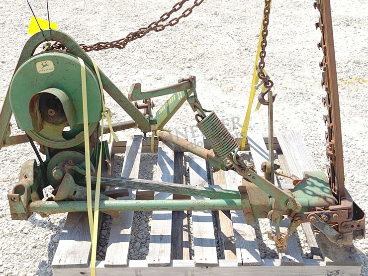 john-deere-7-image-6
