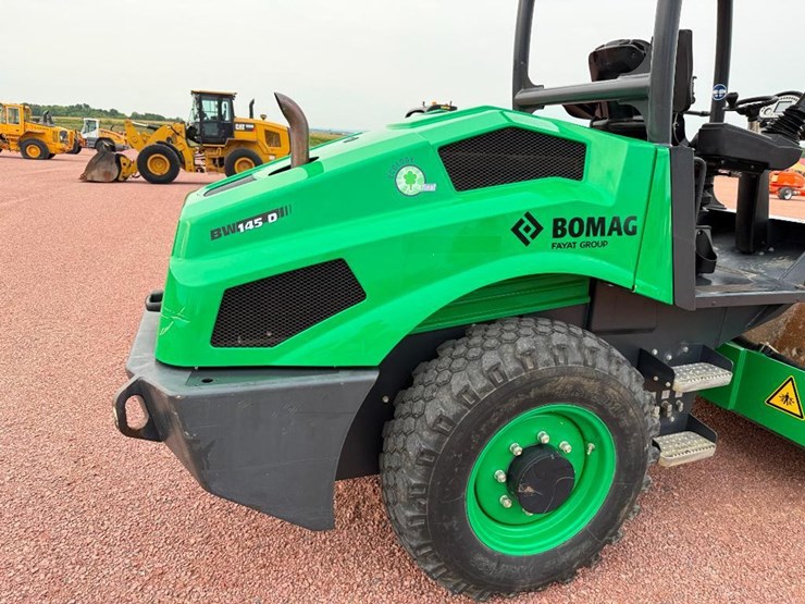 2019-bomag-bw145d-5-image-11