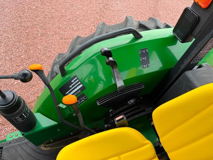 john-deere-5320-image-43