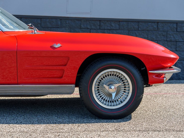 #1032-•-1964-chevrolet-corvette-convertible-image-38