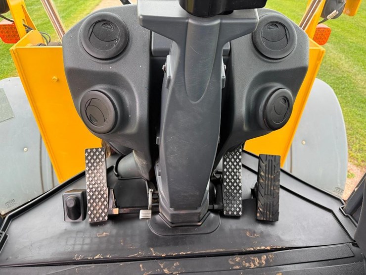 deere-544k-image-57