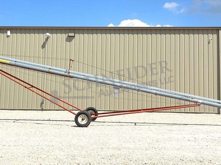 mayrath-7"x54'-transport-grain-auger---100%-donation-to-the-hermann-ffa-image-3