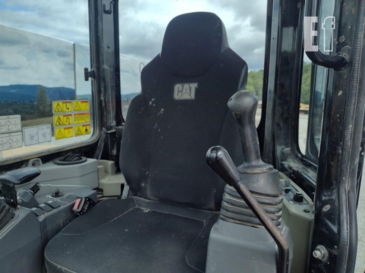 2012-caterpillar-305e-cr-image-12
