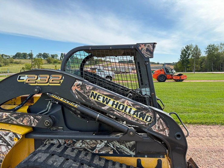 new-holland-c232-image-24