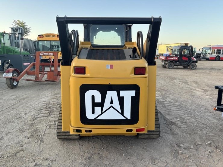caterpillar-257b2-image-8