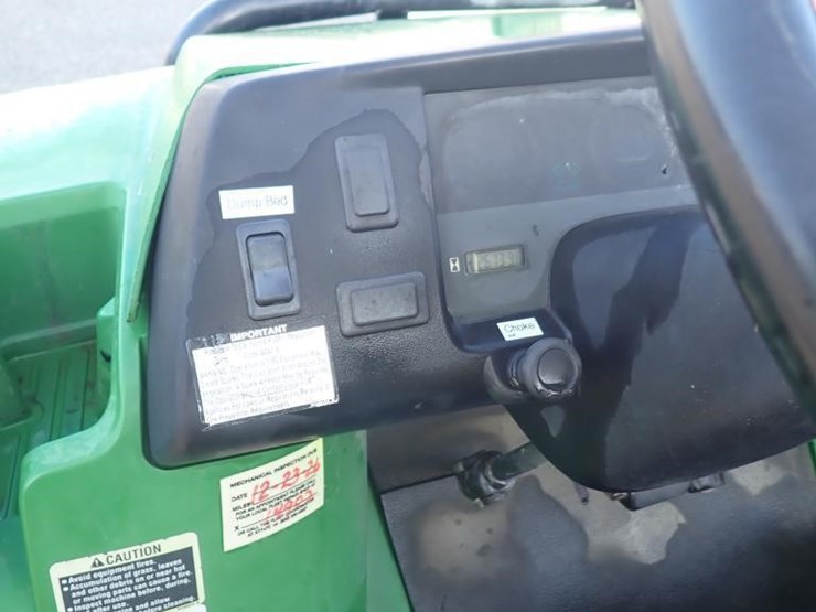 2012-john-deere-gator-image-15
