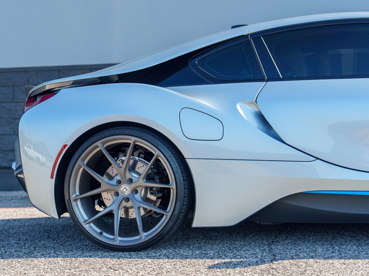 #1064-•-2015-bmw-i-8-image-52