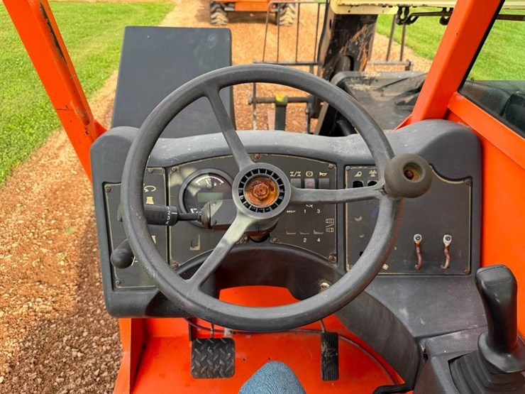 2014-jlg-g6-42a-image-42