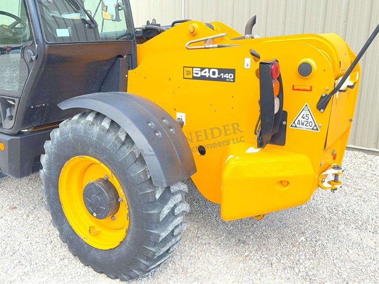 2019-jcb-540-140-image-63