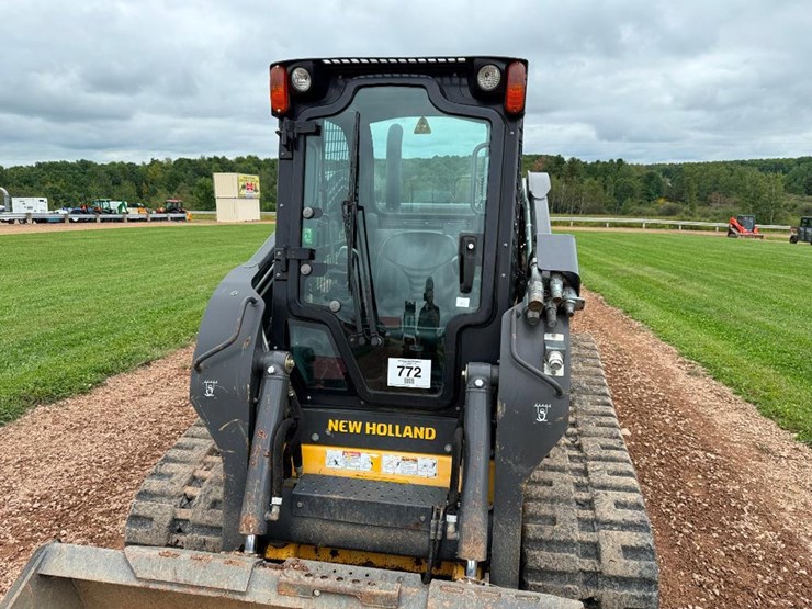 new-holland-c238-image-16