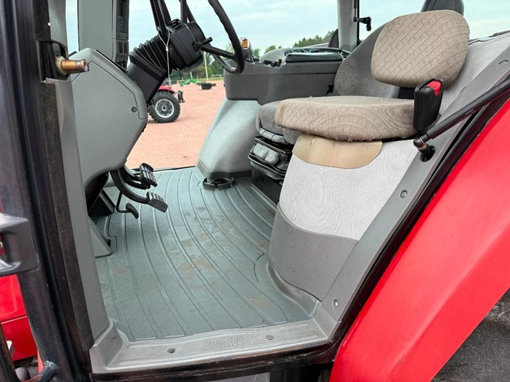 case-ih-mx220-image-46