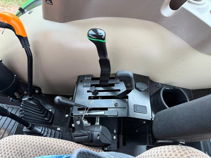 john-deere-5075e-image-56