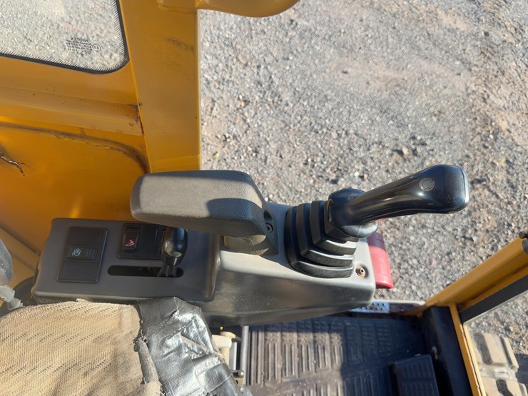 2003-volvo-ec35-image-29