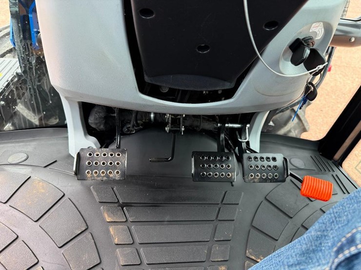 new-holland-workmaster-95-image-48